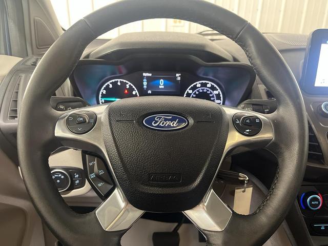 Photo of 2020 Blue Metallic Ford Transit Connect
