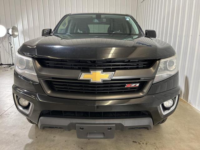 Photo of 2016 Black Chevrolet Colorado