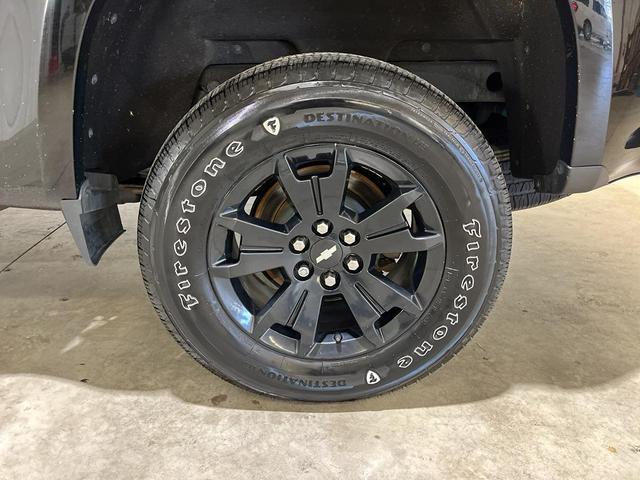 Photo of 2016 Black Chevrolet Colorado