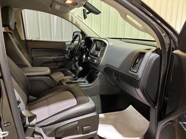Photo of 2016 Black Chevrolet Colorado