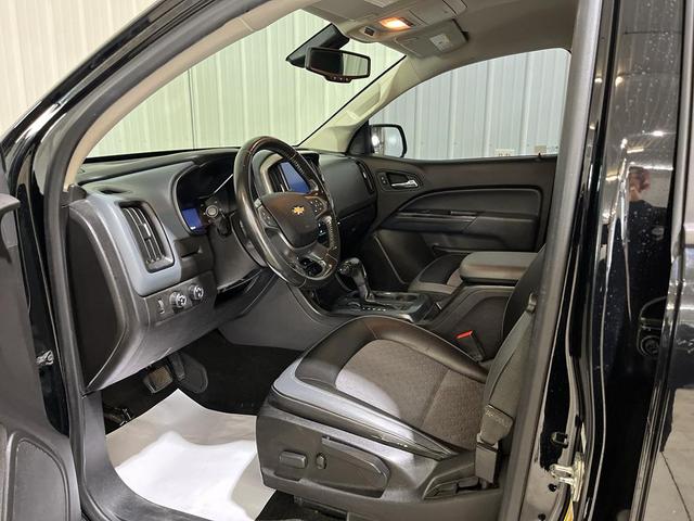 Photo of 2016 Black Chevrolet Colorado