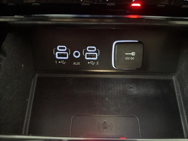 Photo of 2021 Diamond Black Crystal Pearlcoat Jeep Grand Cherokee L