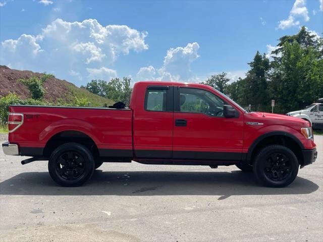 Photo of 2013 Red Ford F-150