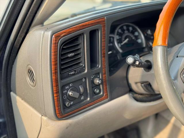 Photo of 2004  Cadillac Escalade