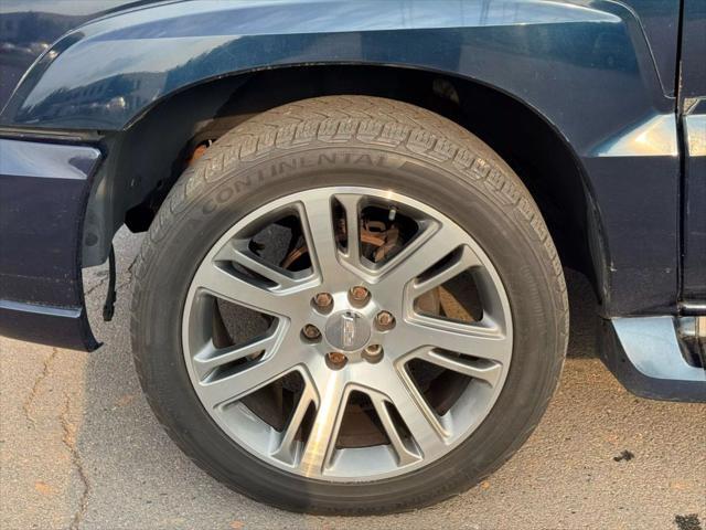 Photo of 2004  Cadillac Escalade