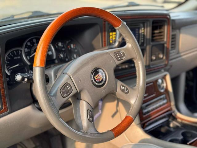Photo of 2004  Cadillac Escalade