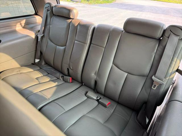 Photo of 2004  Cadillac Escalade