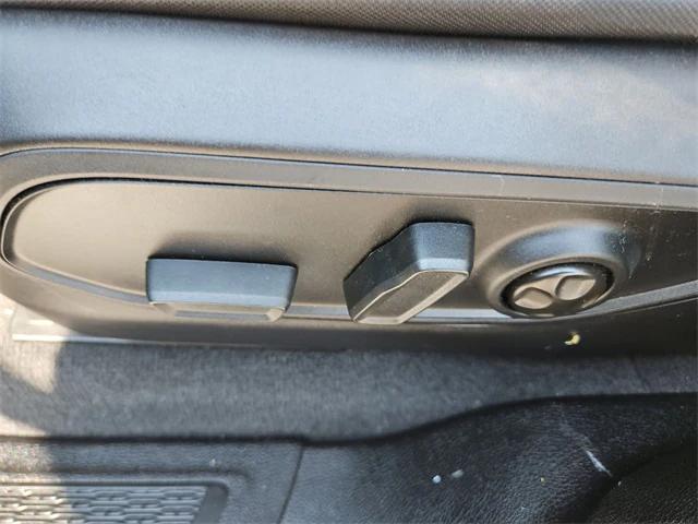 Photo of 2022 Bright White Clearcoat Jeep Grand Cherokee L