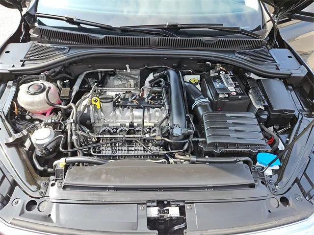 Photo of 2021 Black Uni Volkswagen Jetta