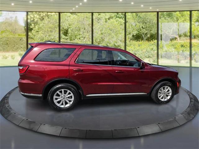 Photo of 2022 Octane Red Pearlcoat Dodge Durango