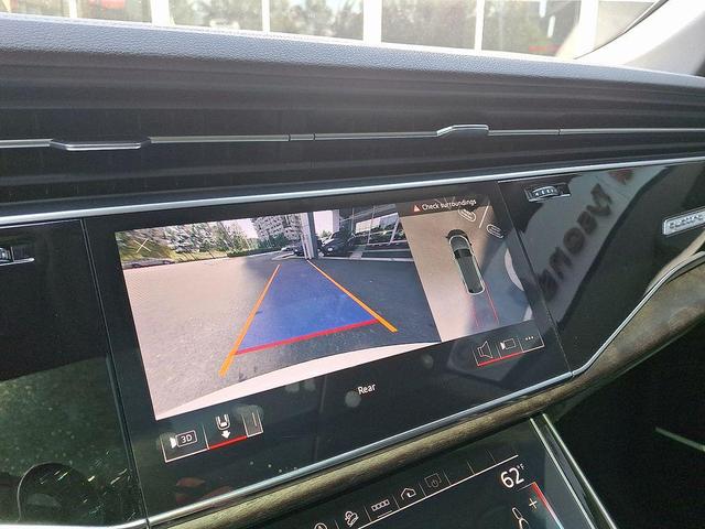 Photo of 2023 Glacier White Metallic Audi Q8