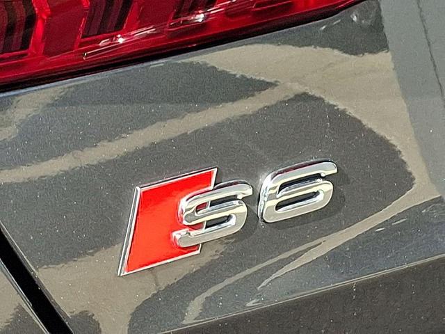 Photo of 2022 Daytona Gray Pearl Audi S6