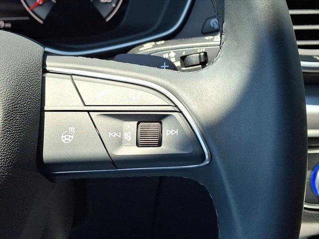 Photo of 2025 Florett Silver Metallic Audi Q5