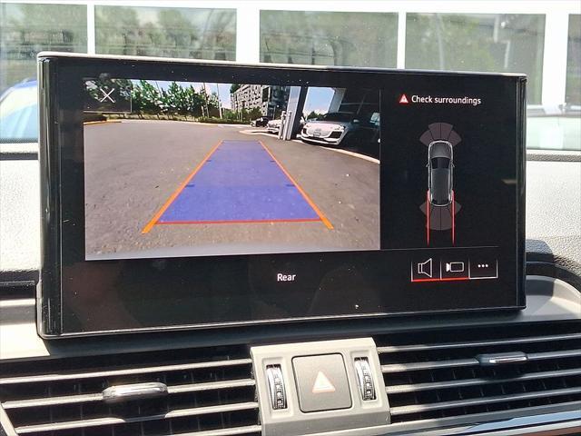 Photo of 2025 Florett Silver Metallic Audi Q5