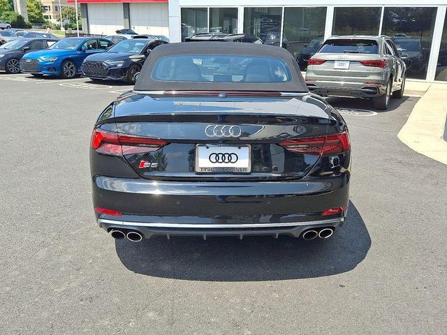 Photo of 2019 Brilliant Black Audi S5