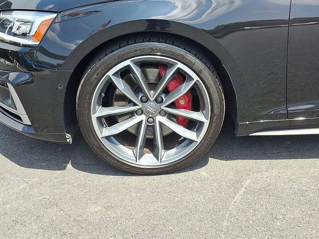 Photo of 2019 Brilliant Black Audi S5
