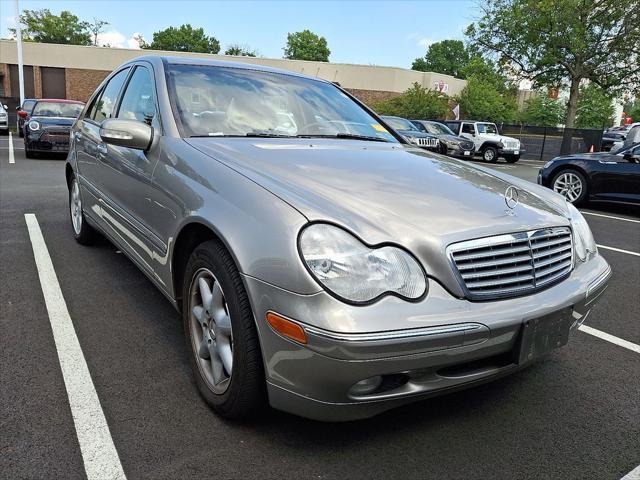 Photo of 2004 Silver Mercedes-Benz C-Class