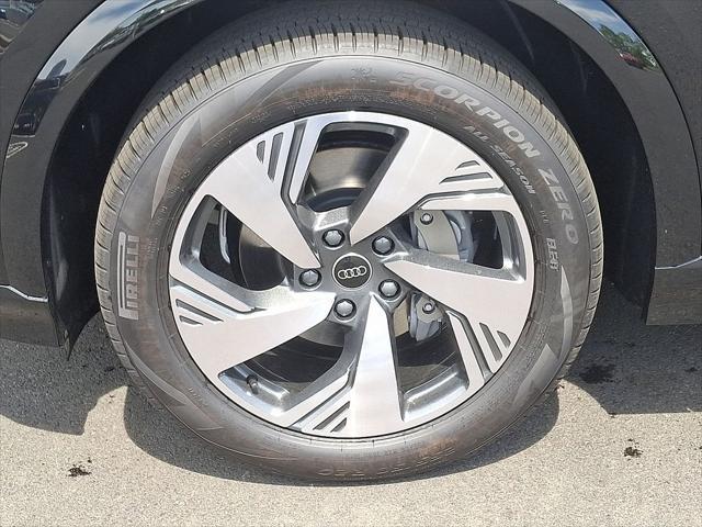 Photo of 2025 Mythos Black Metallic Audi Q6 e-tron