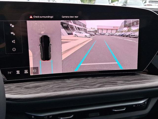 Photo of 2025 Tambora Gray Metallic Audi Q5