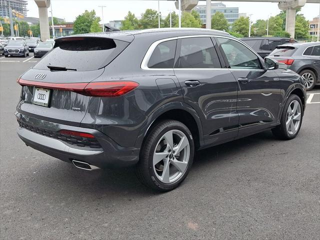Photo of 2025 Tambora Gray Metallic Audi Q5