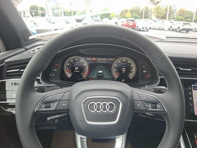 Photo of 2026 Mythos Black Metallic Audi Q7