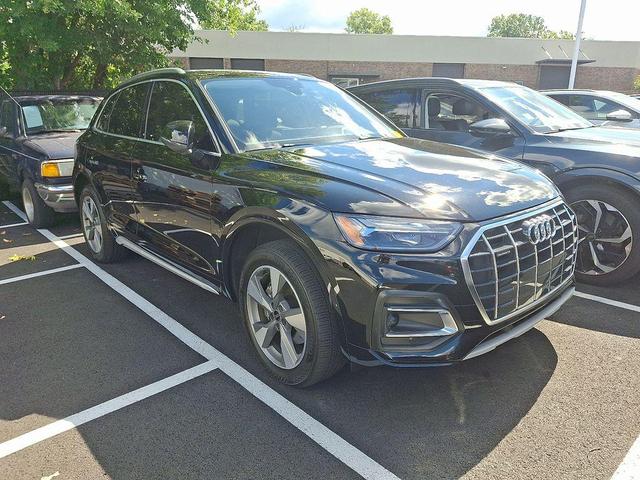 Photo of 2023 Brilliant Black Audi Q5