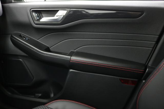 Photo of 2025 Space Silver Metallic [Silver] Ford Escape
