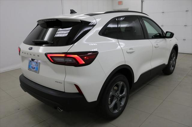 Photo of 2025 Space Silver Metallic [Silver] Ford Escape