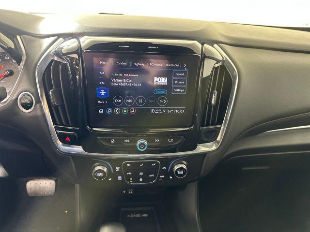 Photo of 2023 Radiant Red Tintcoat Chevrolet Traverse