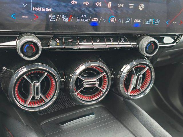 Photo of 2025 Iridescent Pearl Tricoat Chevrolet Blazer EV