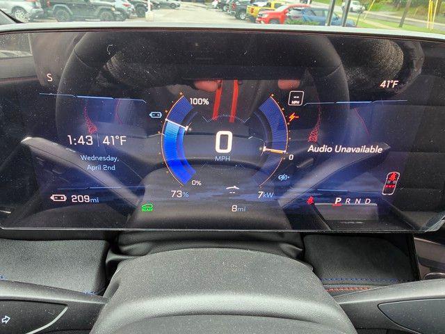 Photo of 2025 Iridescent Pearl Tricoat Chevrolet Blazer EV
