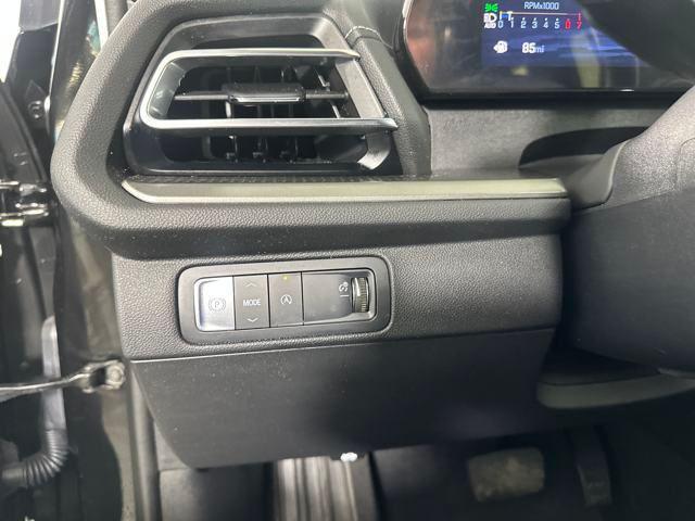 Photo of 2024 Mosaic Black Metallic Chevrolet Traverse