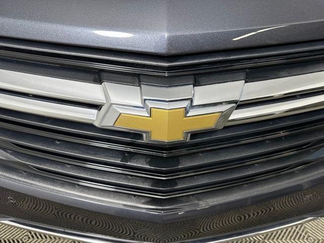 Photo of 2023 Iron Gray Metallic Chevrolet Equinox