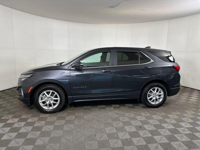 Photo of 2023 Iron Gray Metallic Chevrolet Equinox