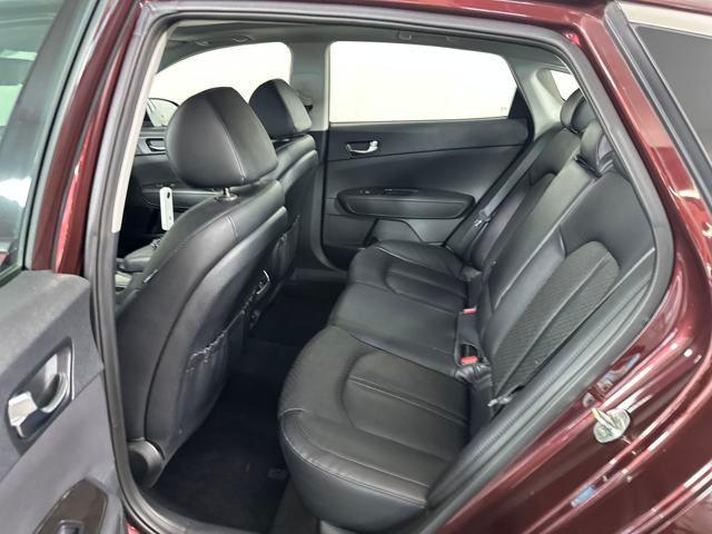 Photo of 2016 Sangria Kia Optima