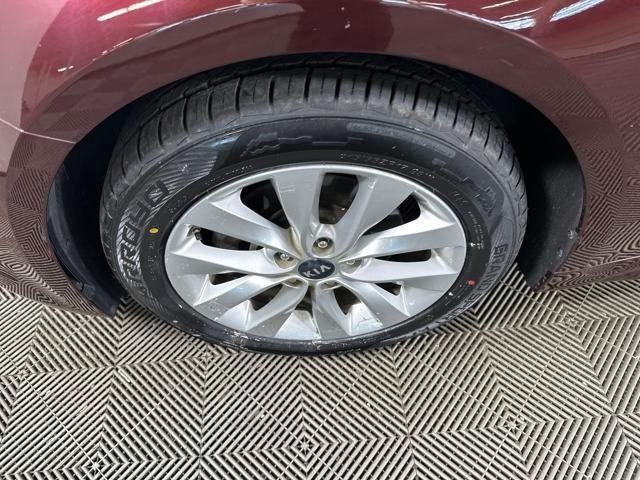 Photo of 2016 Sangria Kia Optima