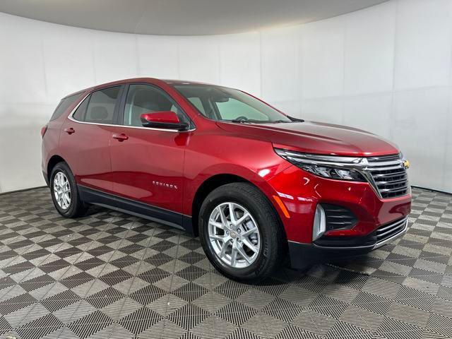 Photo of 2022 Cherry Red Tintcoat Chevrolet Equinox
