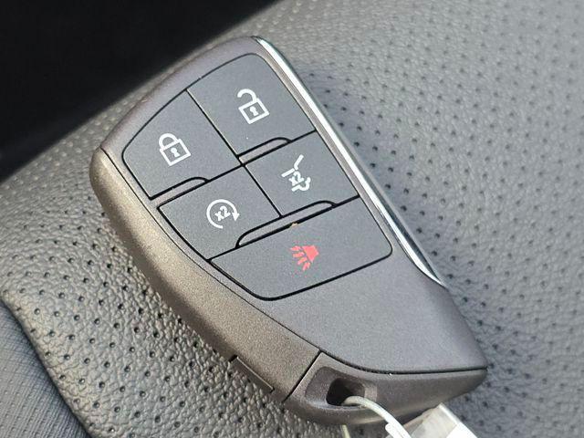 Photo of 2026 Lakeshore Blue Metallic Chevrolet Traverse
