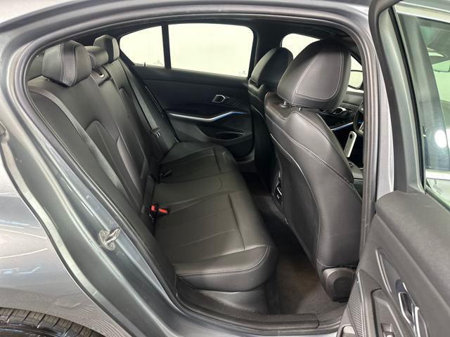 Photo of 2024 Gray BMW 330
