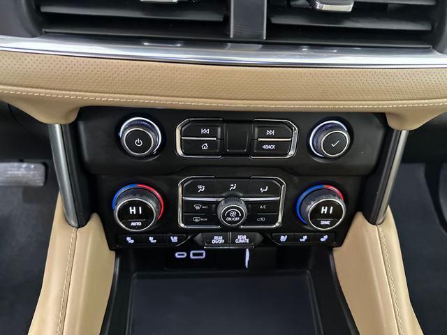 Photo of 2022 Gray Chevrolet Suburban