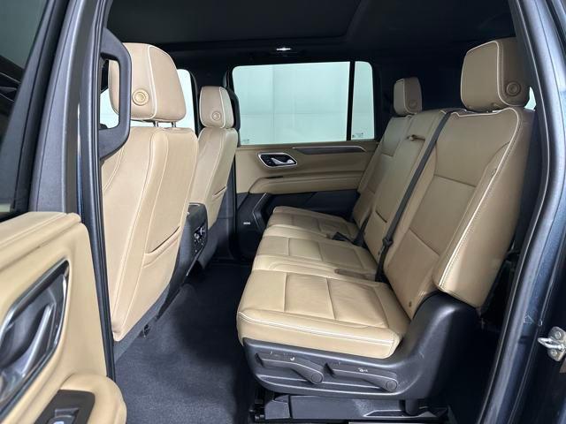 Photo of 2022 Gray Chevrolet Suburban