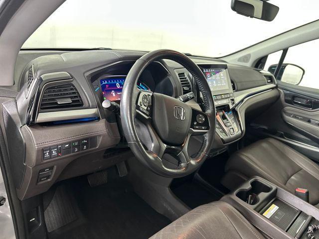 Photo of 2018 Lunar Silver Metallic Honda Odyssey