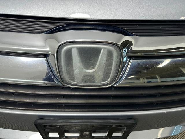 Photo of 2018 Lunar Silver Metallic Honda Odyssey