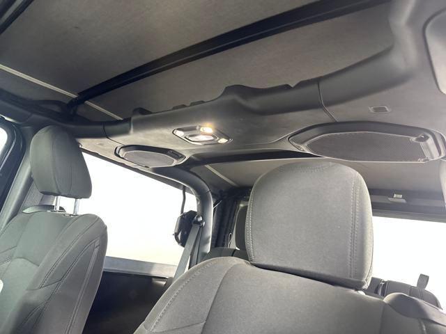 Photo of 2019 Black Jeep Wrangler