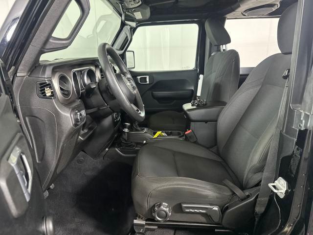 Photo of 2019 Black Jeep Wrangler