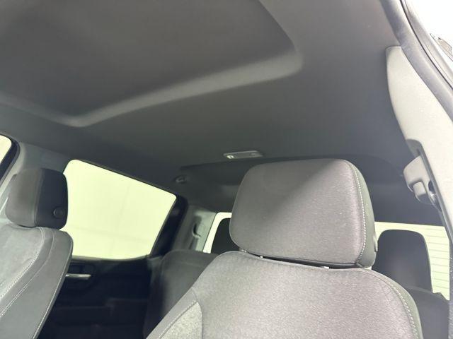 Photo of 2023 Summit White GMC Sierra 1500
