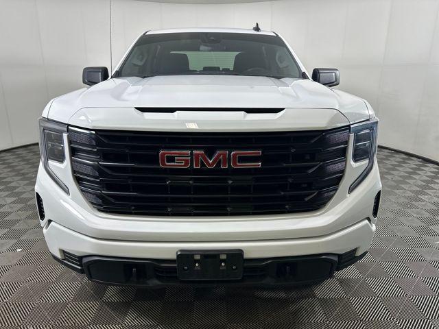Photo of 2023 Summit White GMC Sierra 1500