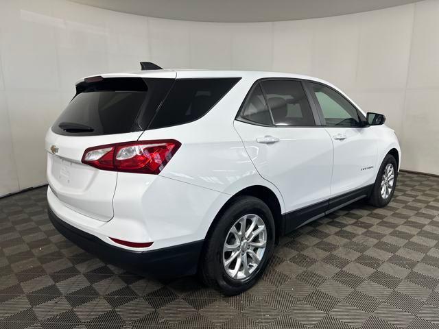 Photo of 2021 Summit White Chevrolet Equinox