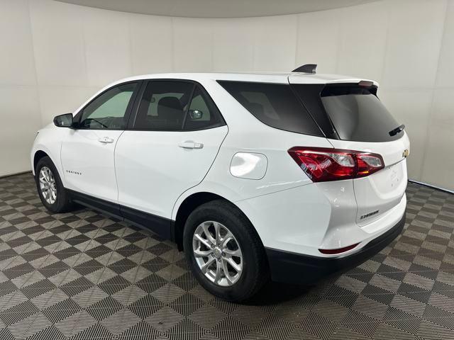 Photo of 2021 Summit White Chevrolet Equinox