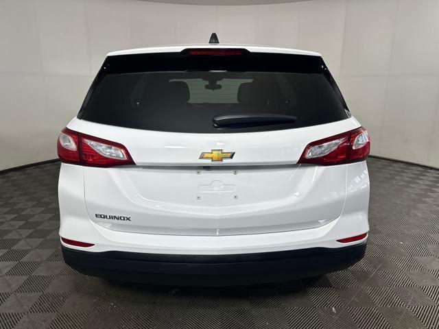 Photo of 2021 Summit White Chevrolet Equinox